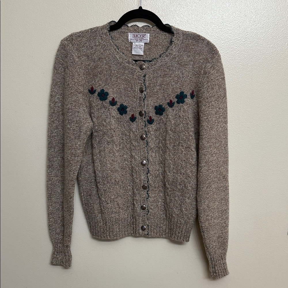 SKYR 100% Wool Cabin-Core Sweater